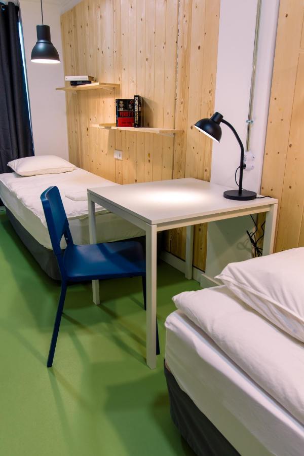 Koala Hostel Аликанте Экстерьер фото